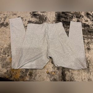 Lorna Jane leggings, perfect condition. Grey like color